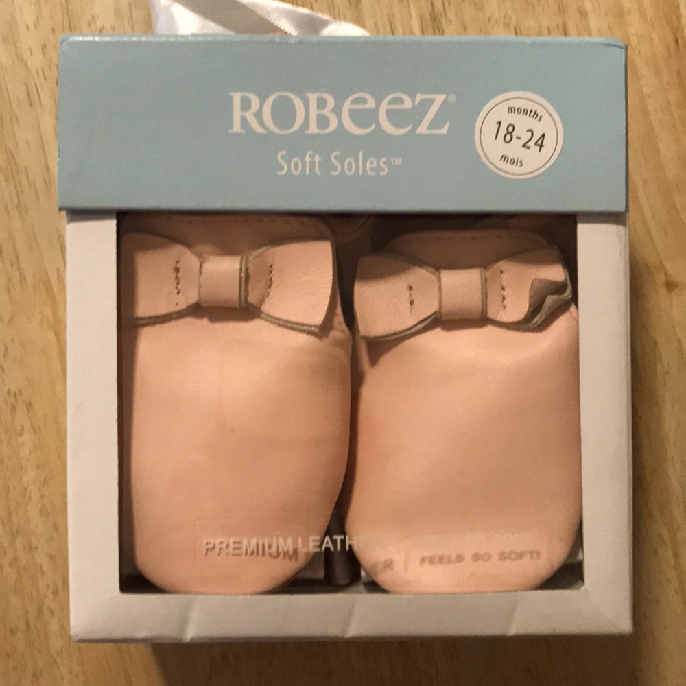 Robeez soft soles powder pink moccasins
